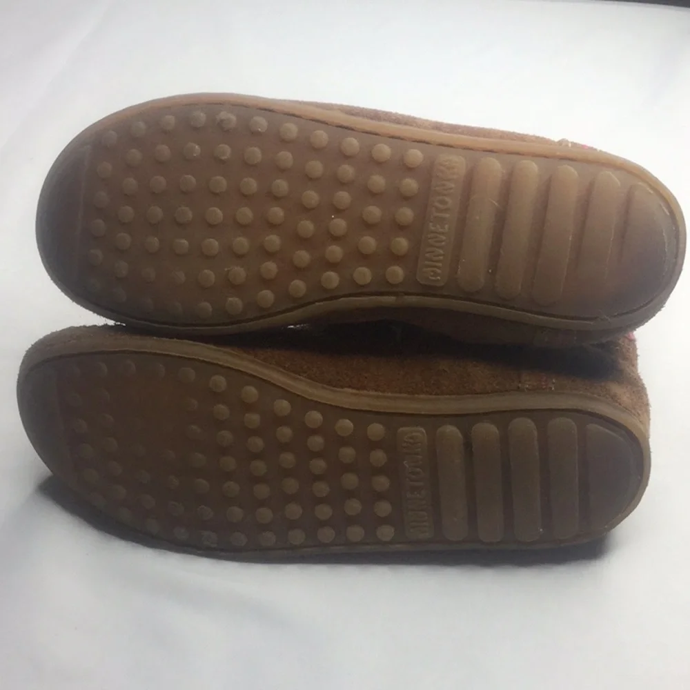 Minnetonka moccasin bootie ankle Zip brown